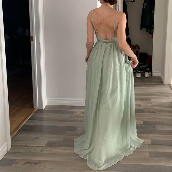 Azazie Gracie Sage green bridesmaid dress size 4. New with tag. - Picture 1 of 4